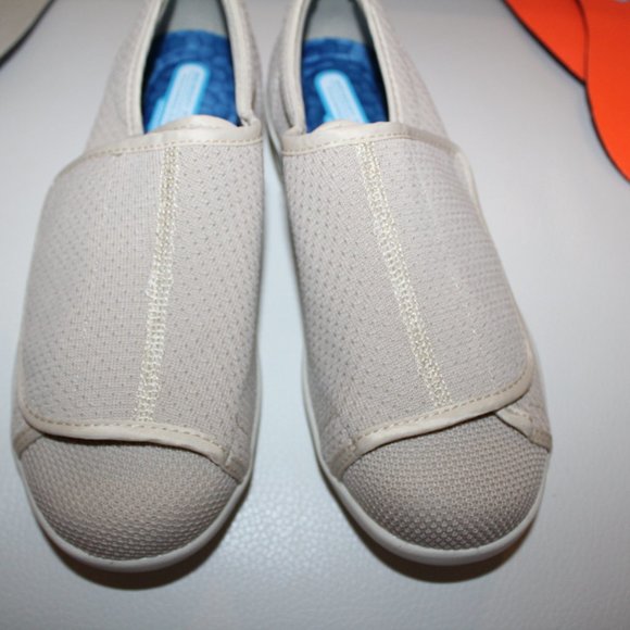 NEW YOUYUN MEMORY FOAM TECHNOLOGY BREATHABLE SHOES 8 WOMENS 7 MENS - Picture 9 of 9